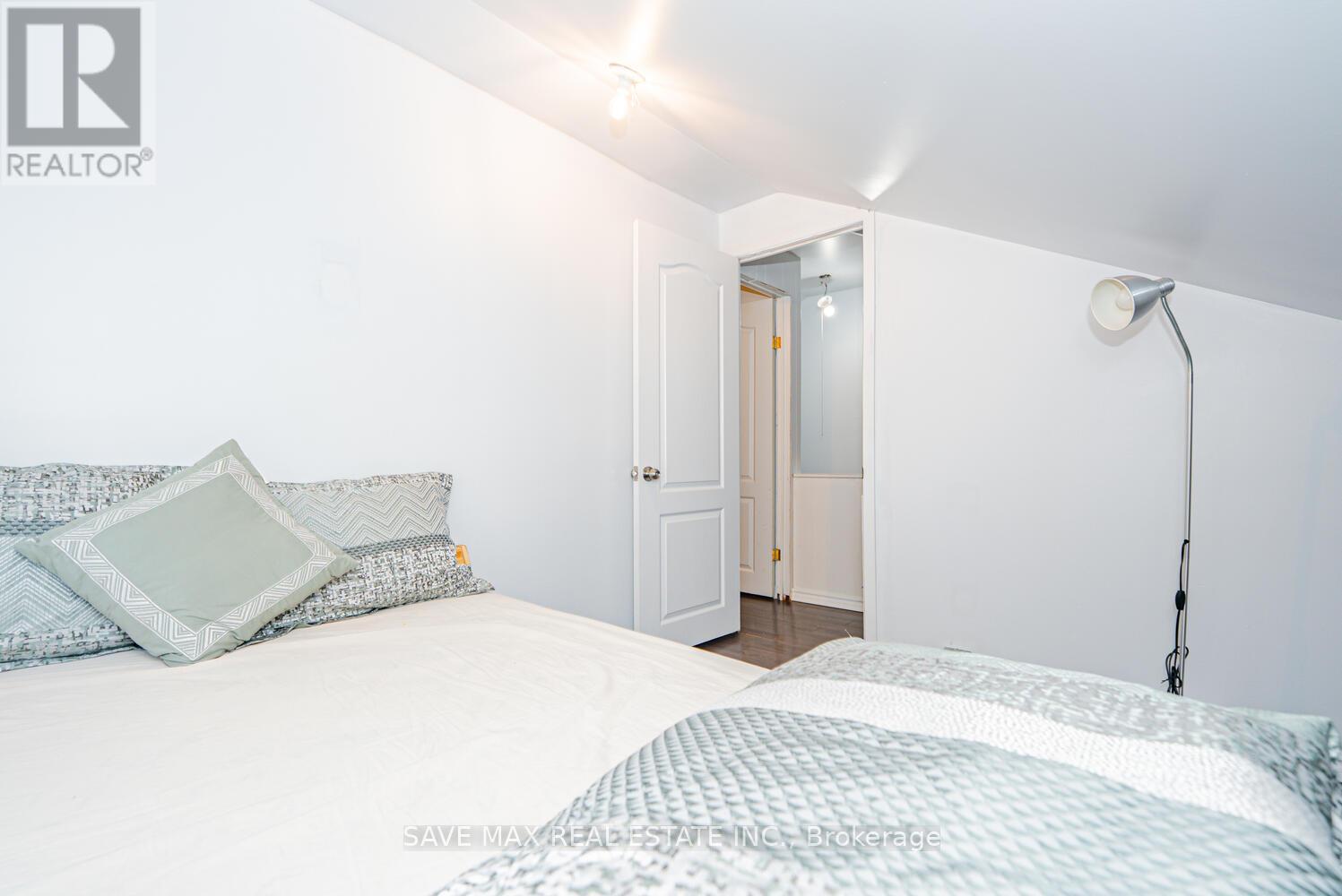 2008 Tiny Beaches Road S, Tiny, Ontario  L0L 1P0 - Photo 47 - S12424511