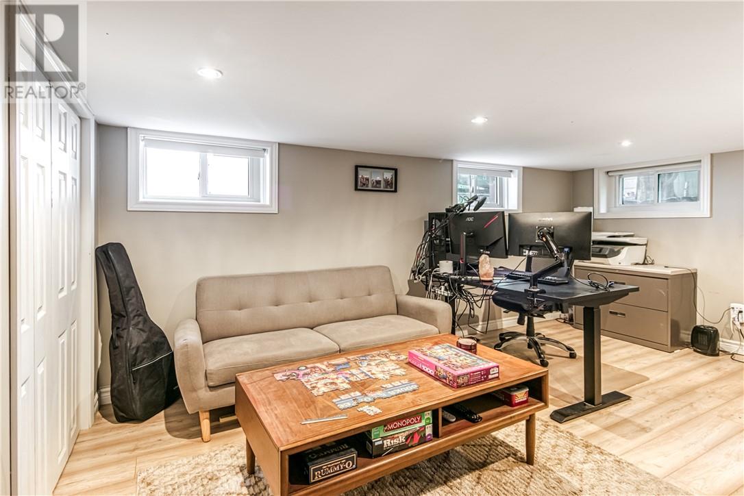 425 Wembley, Greater Sudbury, Ontario  P3E 1P1 - Photo 23 - 2125105