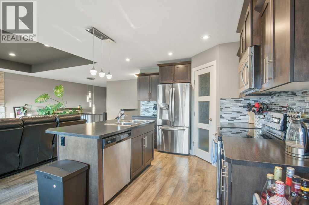 371 Lancaster Drive, Red Deer, Alberta  T4R 0R1 - Photo 4 - A2260627