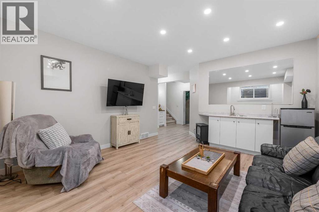 231 Evansglen Circle Nw, Calgary, Alberta  T3P 0W7 - Photo 38 - A2259032