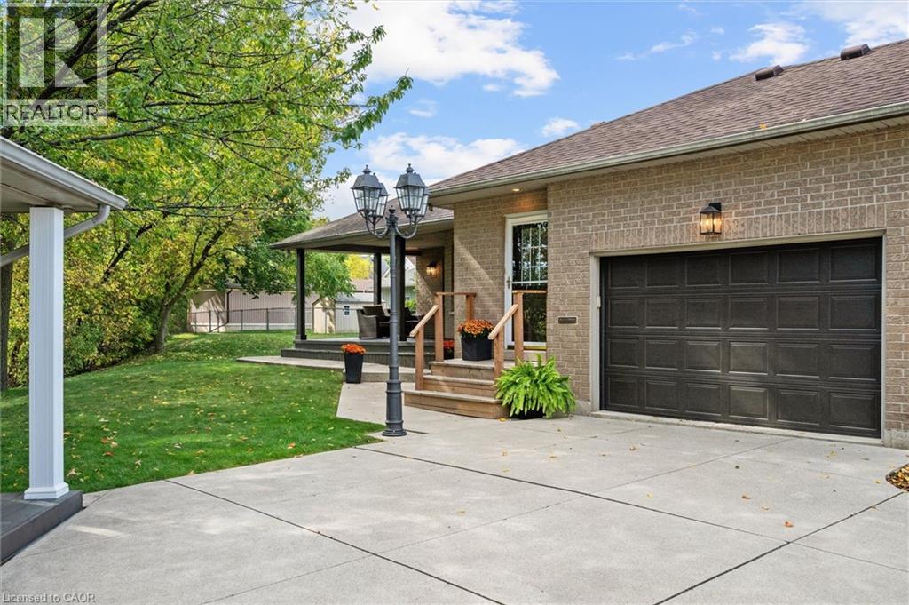 206 Dumbarton Avenue, Hamilton, Ontario  L8K 5C3 - Photo 7 - 40774506