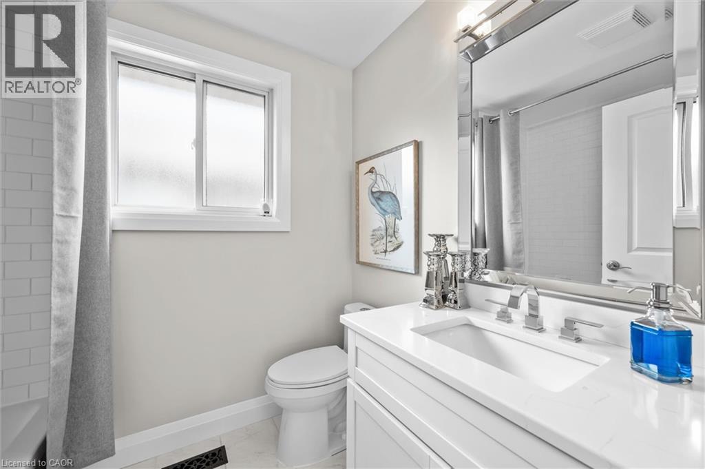 206 Dumbarton Avenue, Hamilton, Ontario  L8K 5C3 - Photo 29 - 40774506