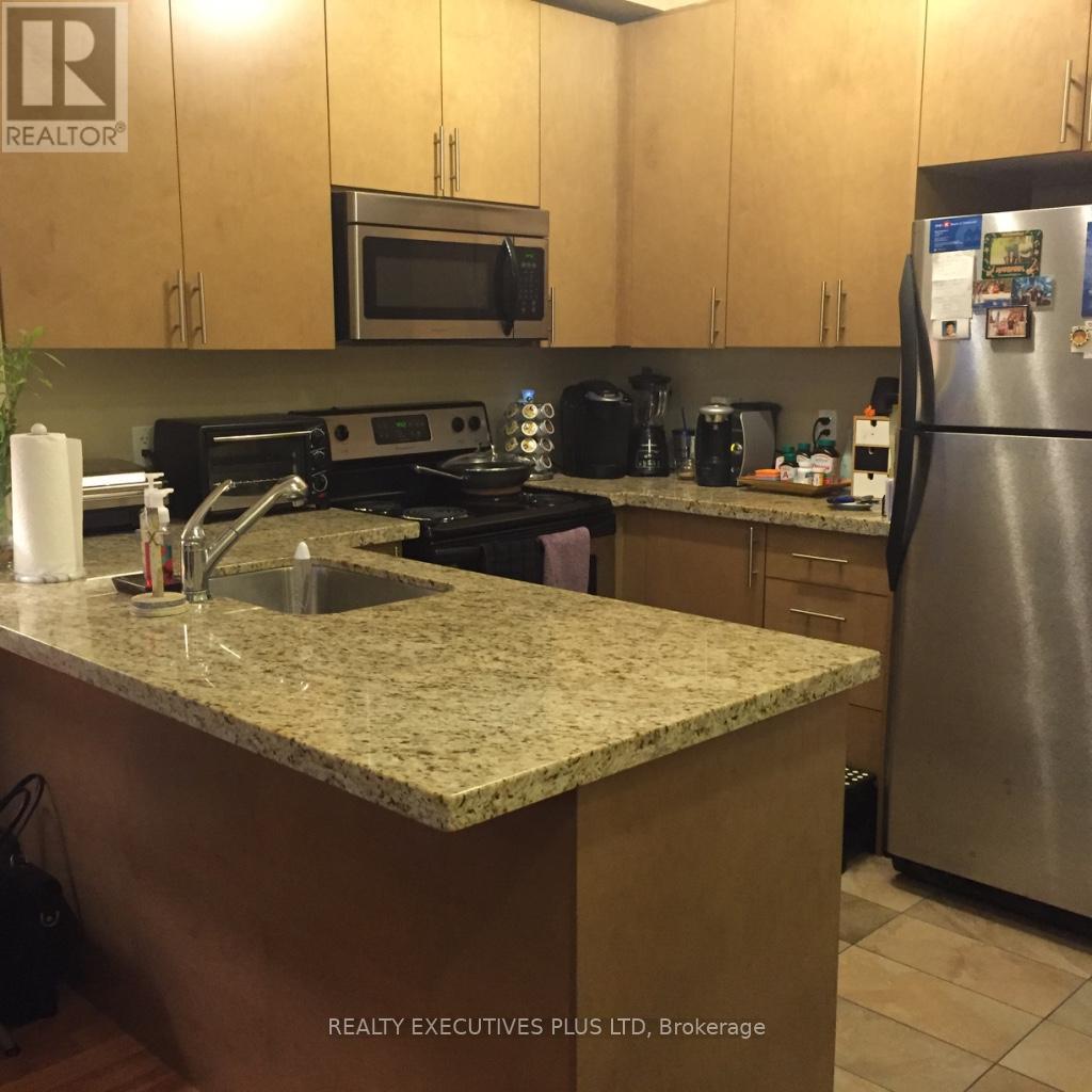 601 - 135 Wynford Drive, Toronto, Ontario  M3C 0J4 - Photo 4 - C12448620