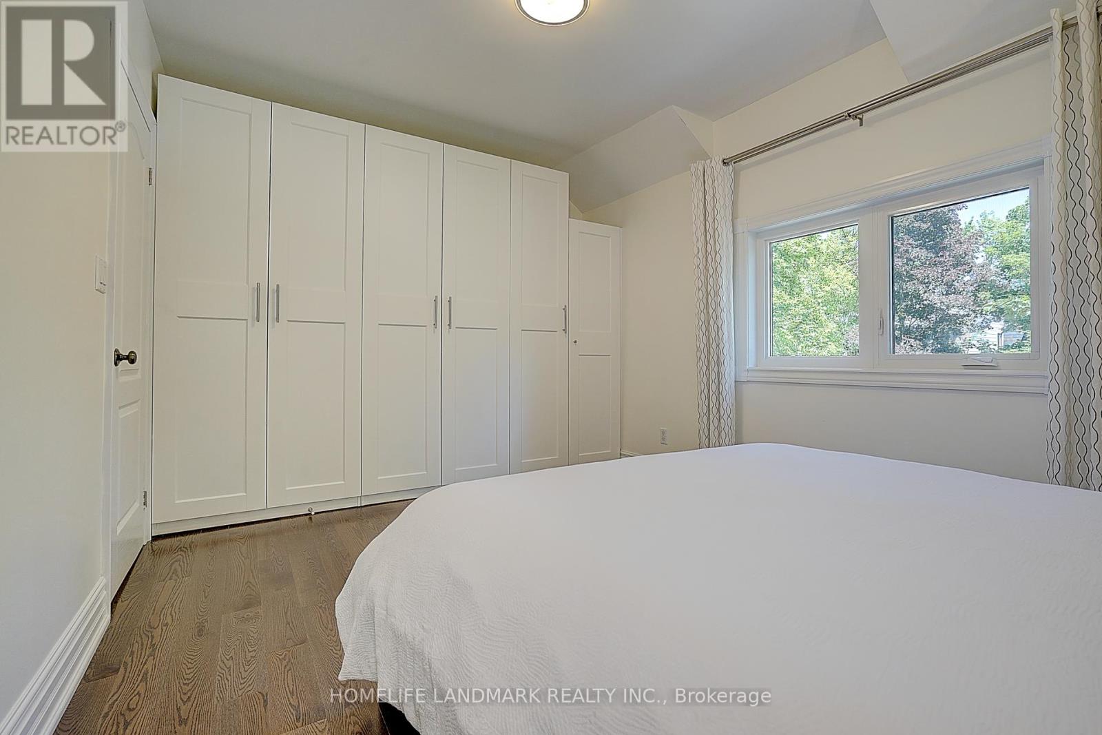 596 Palmerston Avenue, Toronto, Ontario  M6G 2P9 - Photo 12 - C12448627