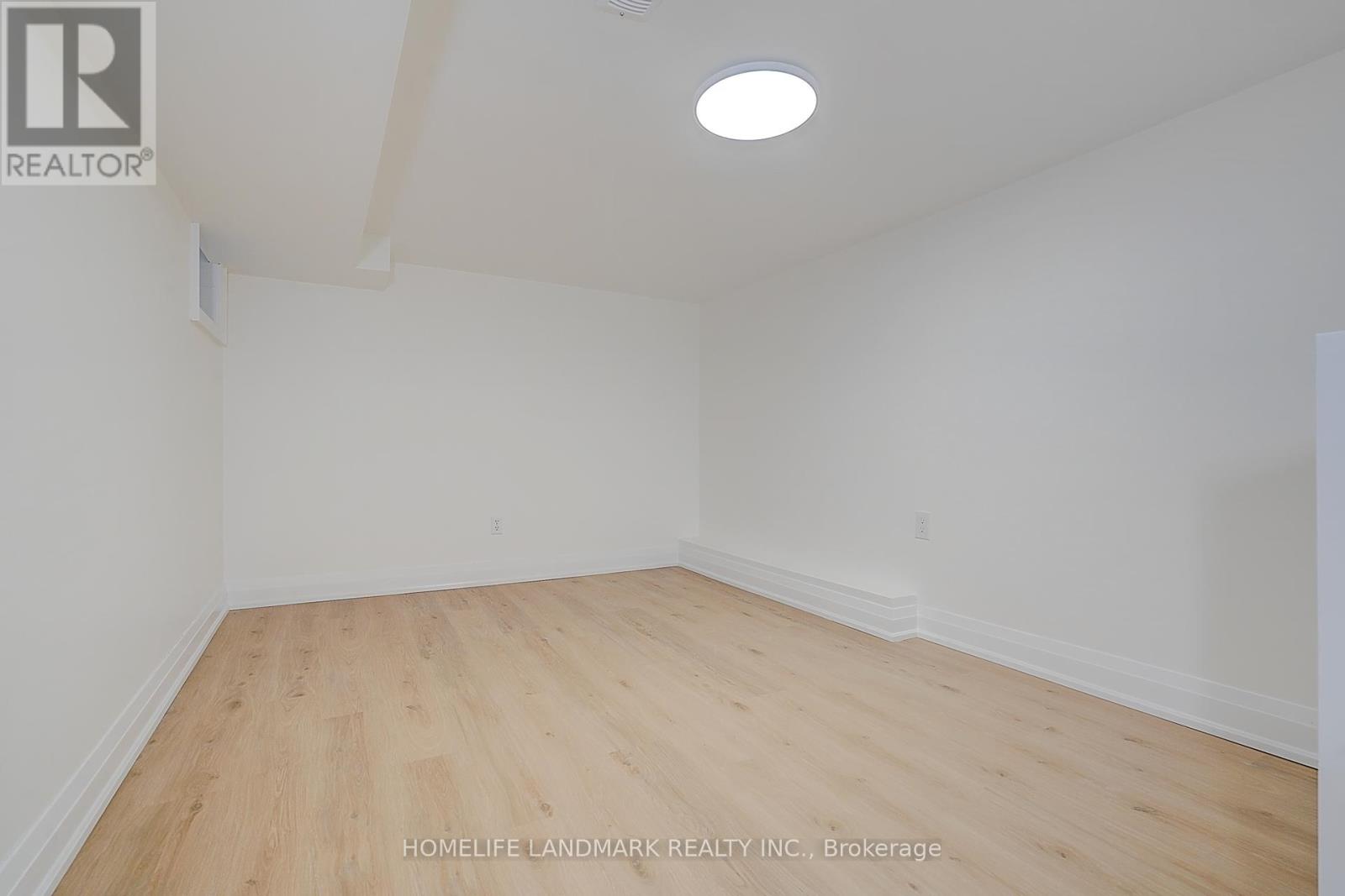 596 Palmerston Avenue, Toronto, Ontario  M6G 2P9 - Photo 23 - C12448627