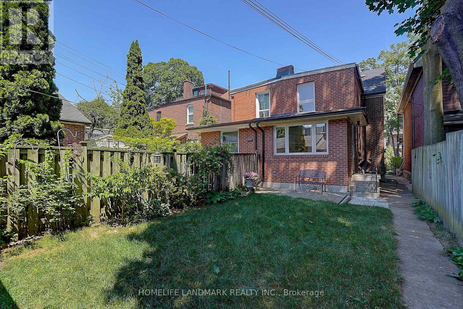 596 Palmerston Avenue, Toronto, Ontario  M6G 2P9 - Photo 26 - C12448627