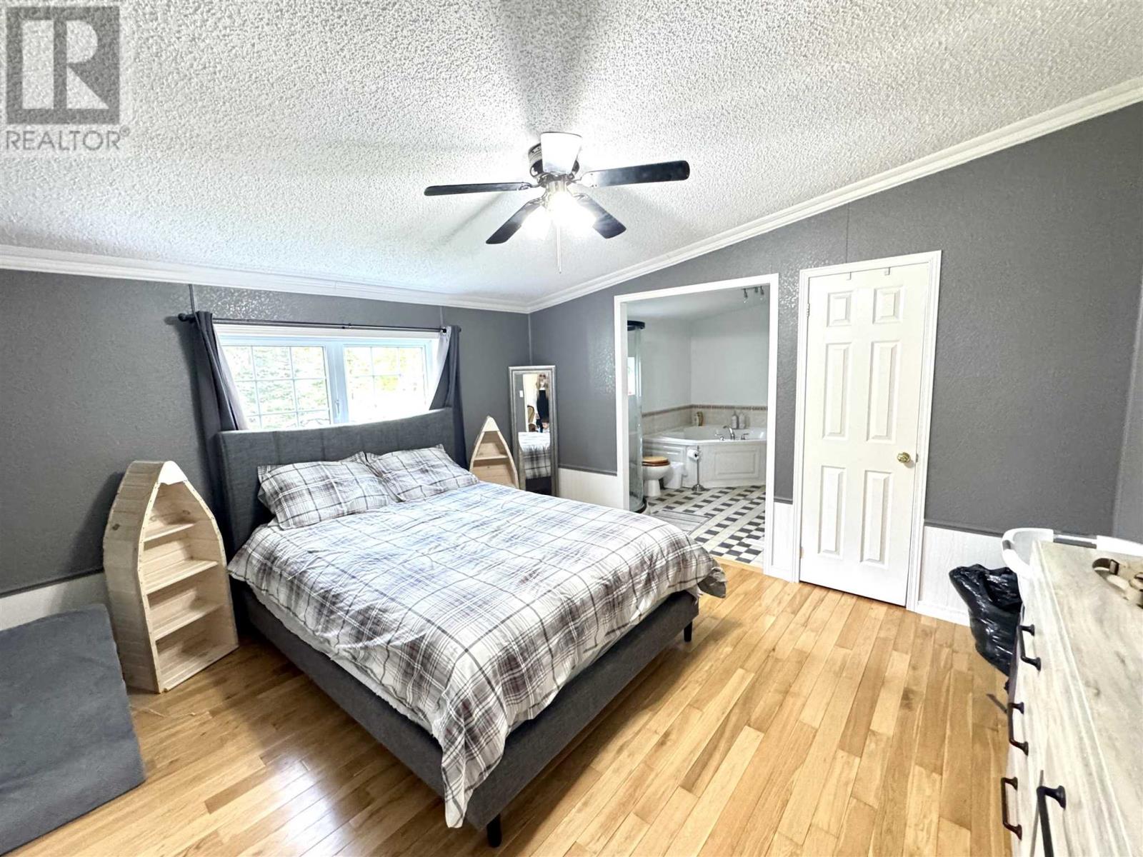 319 Blue Cres, Wawa, Ontario  P0S 1K0 - Photo 16 - SM252614