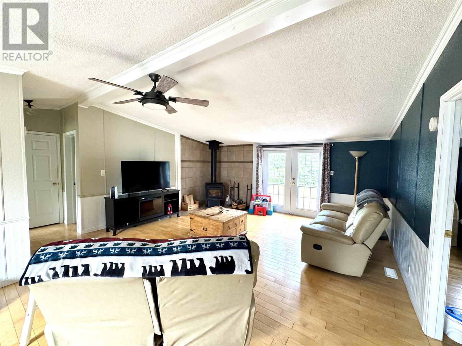 319 Blue Cres, Wawa, Ontario  P0S 1K0 - Photo 10 - SM252614