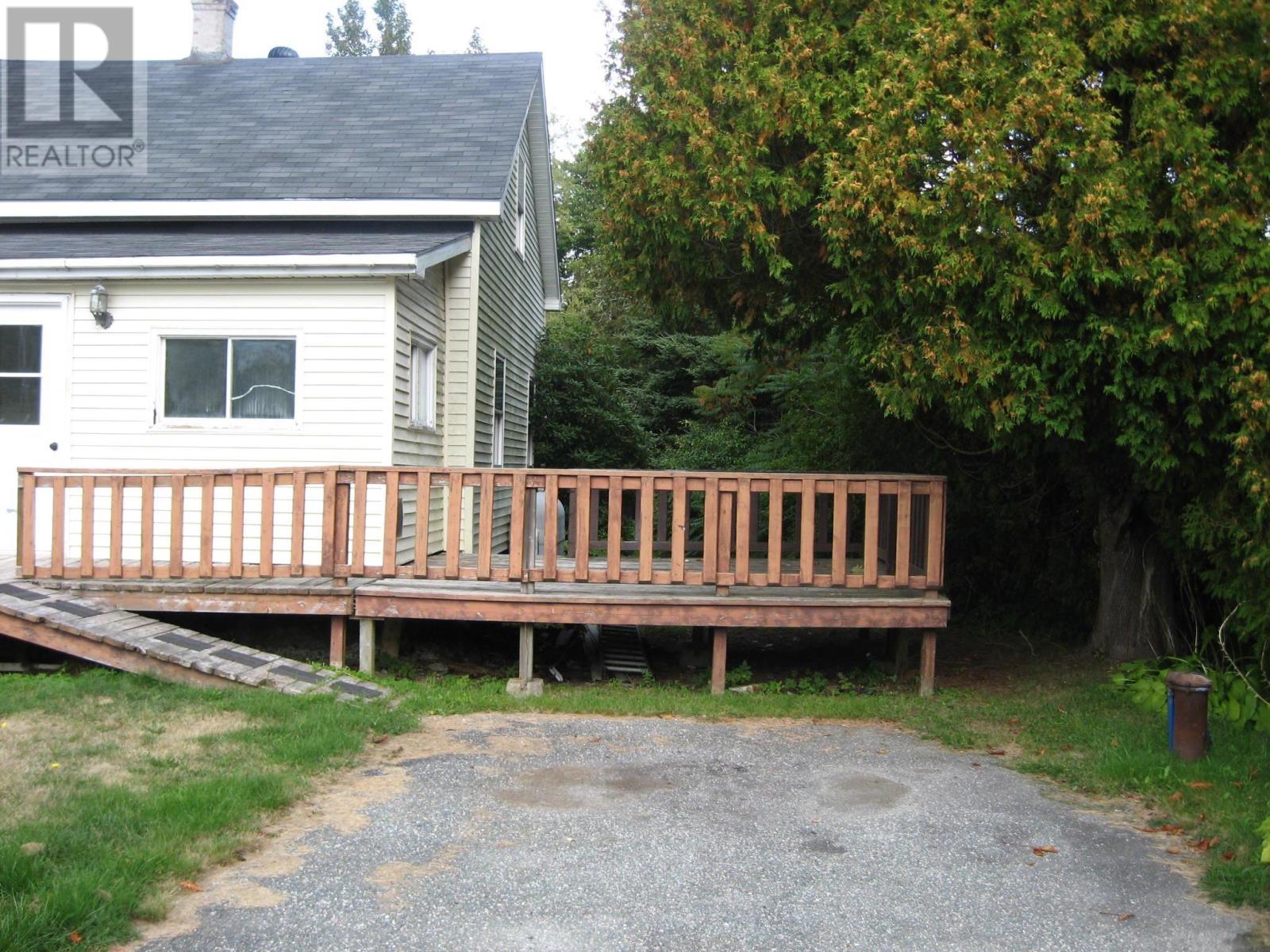 315 Shore Road, Mersey Point, Nova Scotia  B0T 1K0 - Photo 2 - 202525243