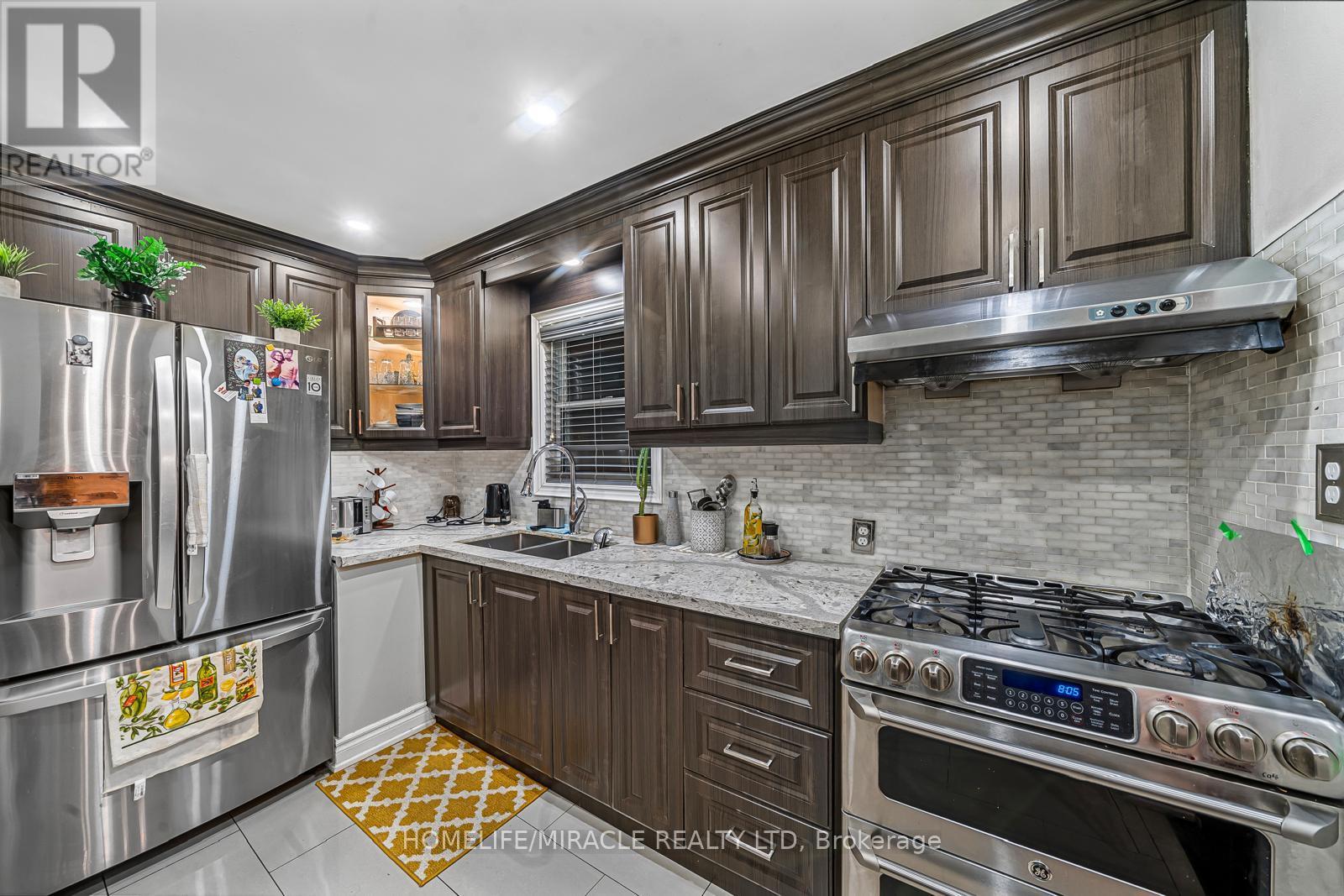 Main - 105 Silurian Road, Toronto, Ontario  M1H 1W7 - Photo 9 - E12430118
