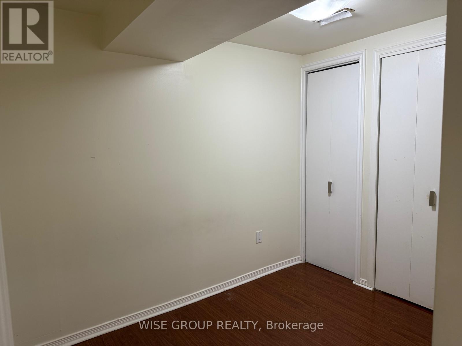Bsmt - 71 Greenbelt Crescent, Richmond Hill, Ontario  L4C 5S1 - Photo 5 - N12448633