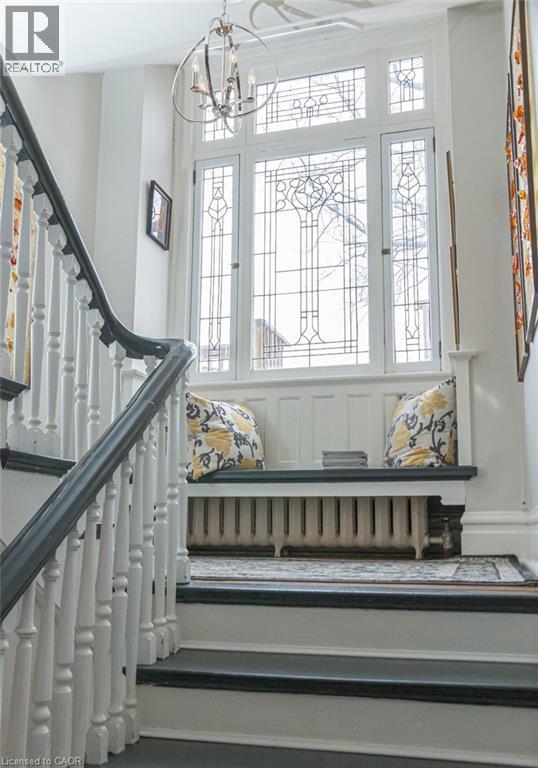 26 Homewood Avenue, Hamilton, Ontario  L8P 2M2 - Photo 3 - 40776857