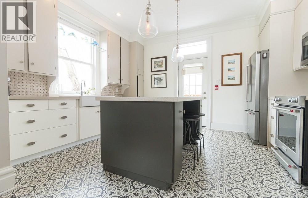 26 Homewood Avenue, Hamilton, Ontario  L8P 2M2 - Photo 5 - 40776857