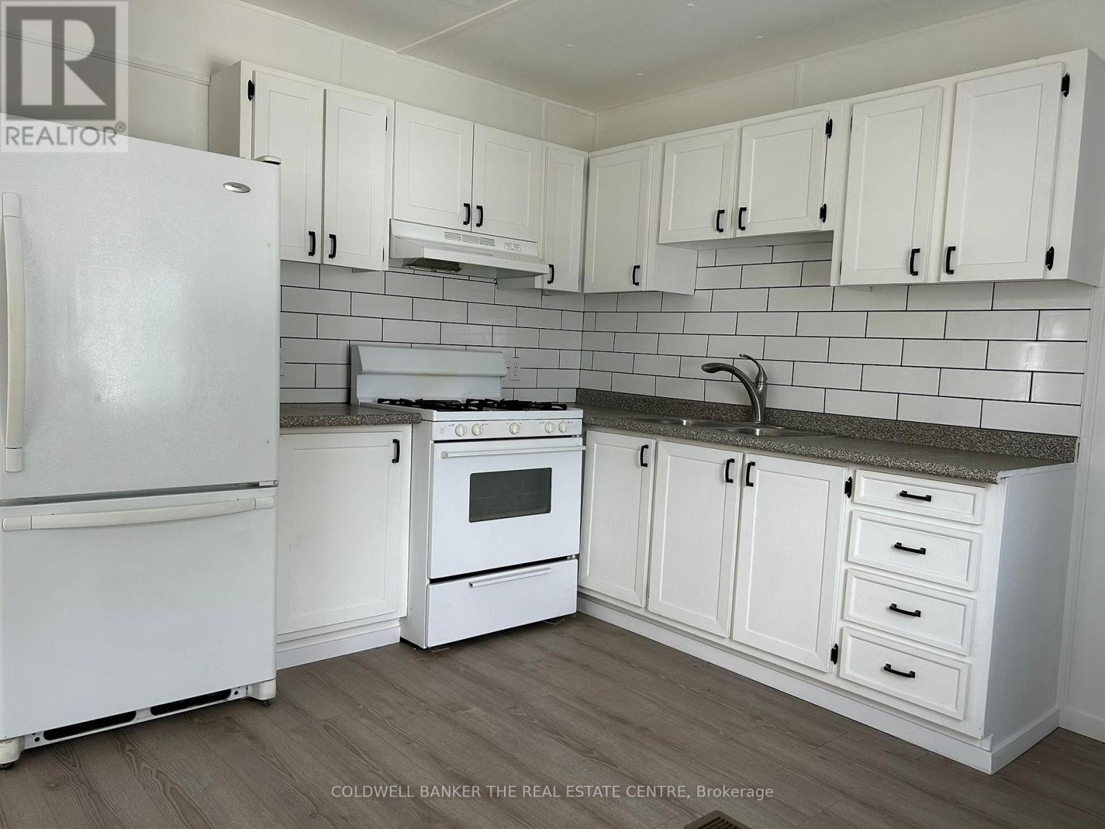 4126 ELAINE STREET, Severn, Ontario