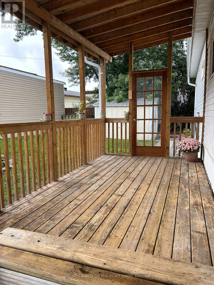 4126 Elaine Street, Severn, Ontario  L3V 0V1 - Photo 4 - S12448628