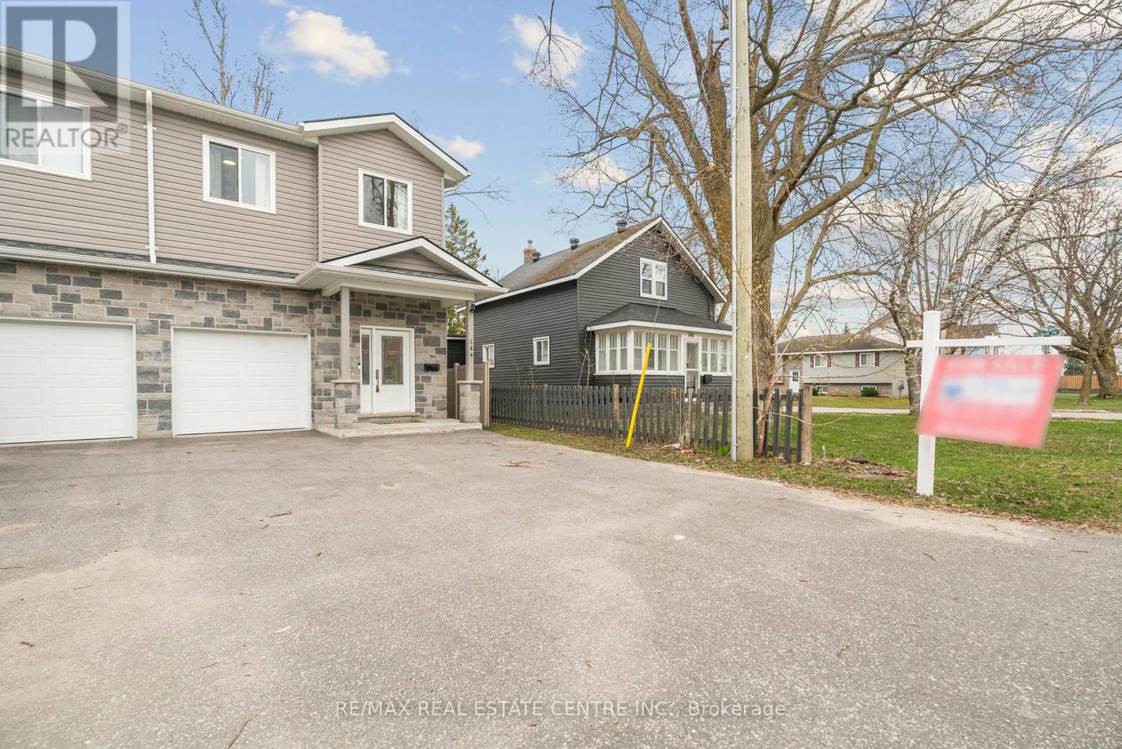 144 Memorial Avenue, Orillia, Ontario  L3C 5X2 - Photo 1 - S12448645