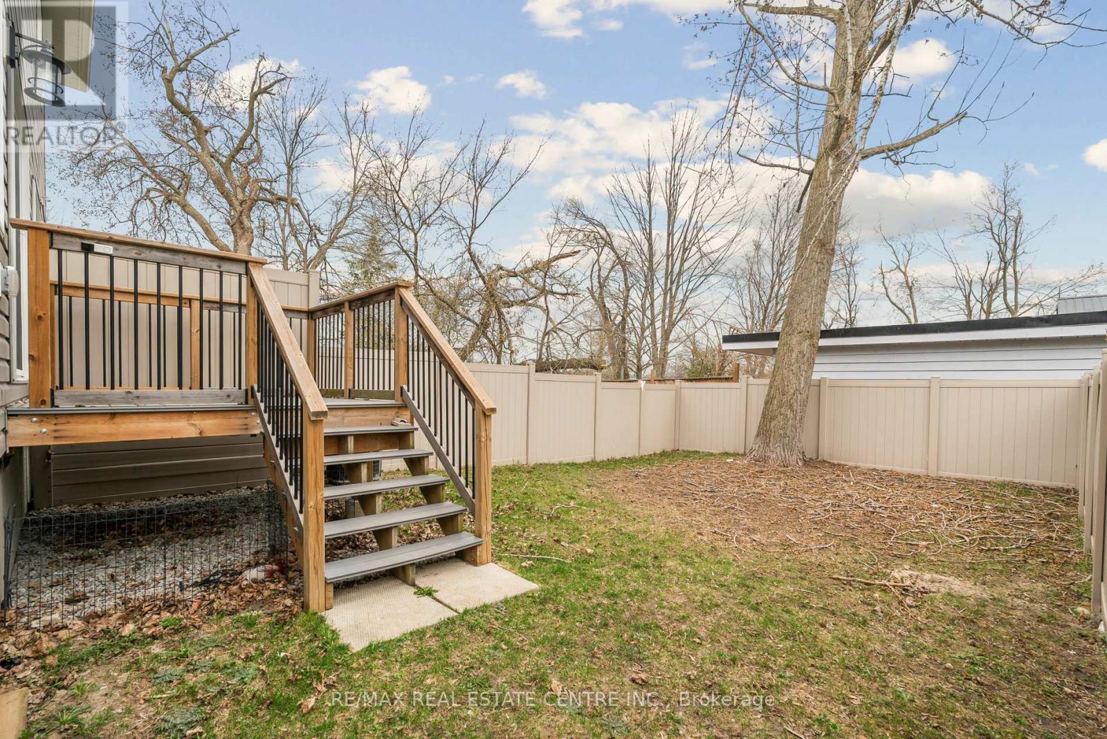 144 Memorial Avenue, Orillia, Ontario  L3C 5X2 - Photo 27 - S12448645