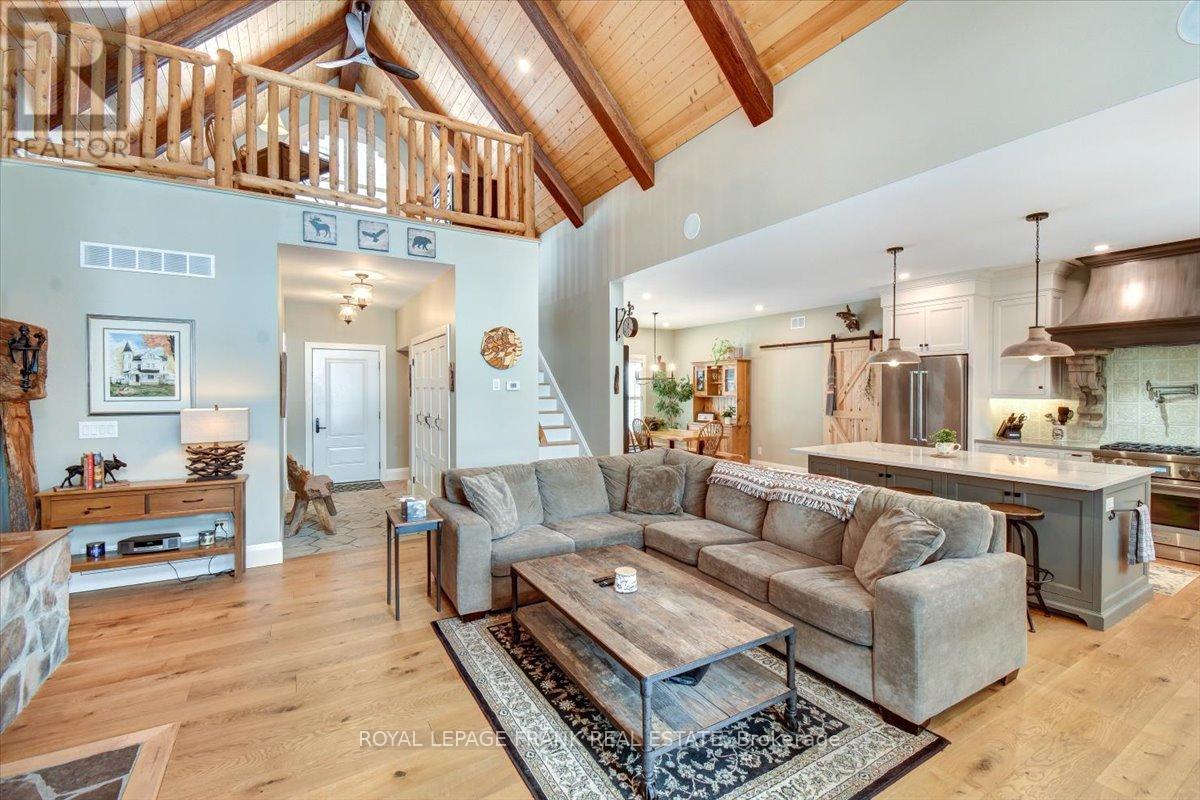 355 West Diamond Lake Road, Hastings Highlands, Ontario  K0L 2A0 - Photo 10 - X12448682