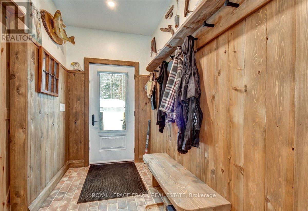 355 West Diamond Lake Road, Hastings Highlands, Ontario  K0L 2A0 - Photo 14 - X12448682