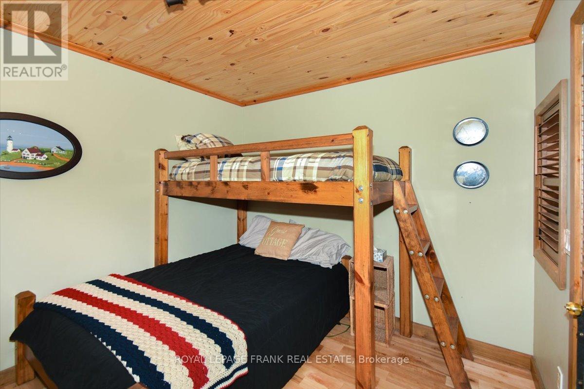 355 West Diamond Lake Road, Hastings Highlands, Ontario  K0L 2A0 - Photo 31 - X12448682