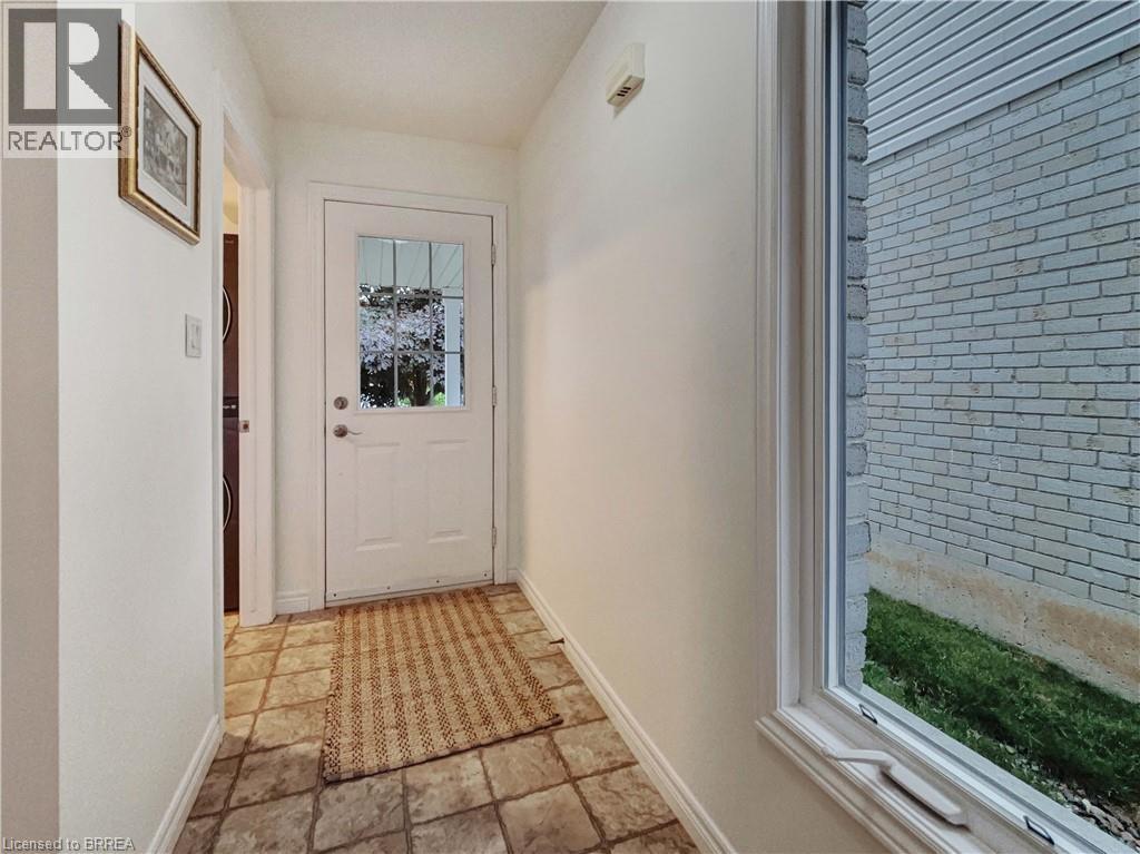 18 Bricker Court, Brantford, Ontario  N3T 6R7 - Photo 13 - 40743874