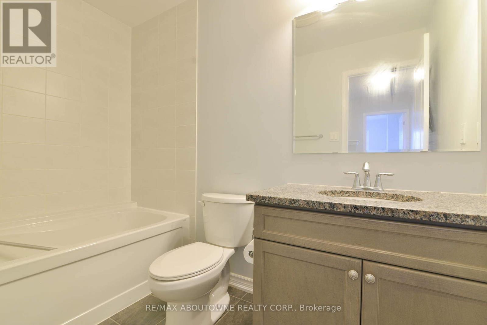3062 Gardenia Gate, Oakville, Ontario  L6M 0Y8 - Photo 21 - W12448624