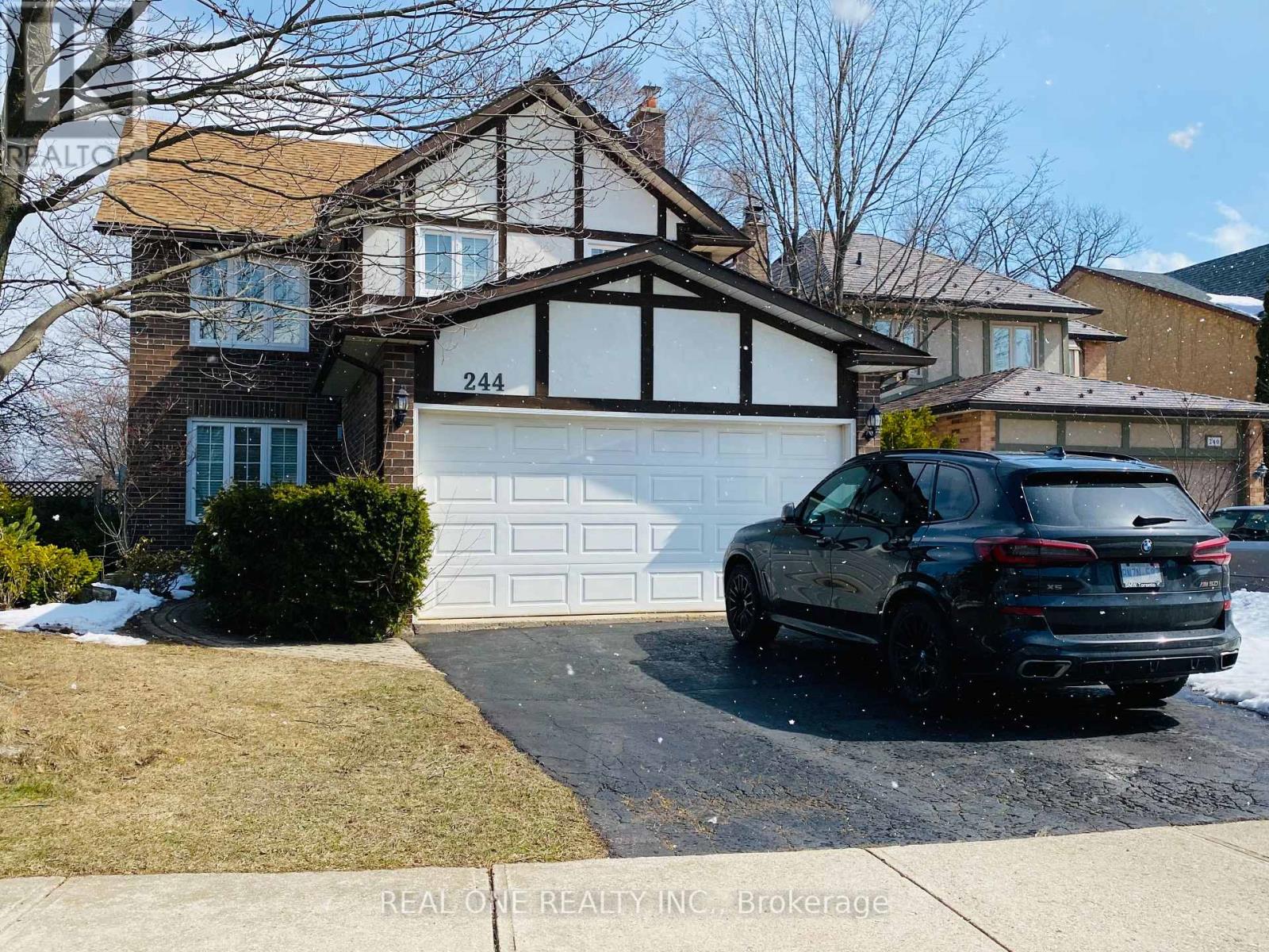 244 Romain Crescent, Oakville, Ontario  L6H 5A3 - Photo 1 - W12448626