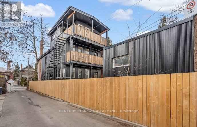 #5 - 187 Fern Avenue, Toronto, Ontario  M6R 1K2 - Photo 14 - W12448652
