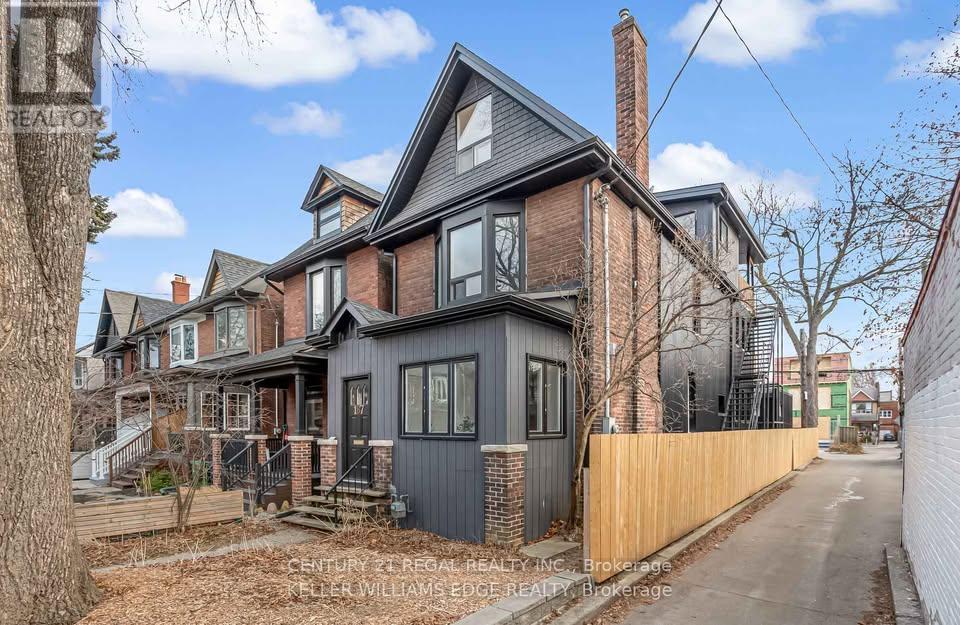 #5 - 187 Fern Avenue, Toronto, Ontario  M6R 1K2 - Photo 16 - W12448652