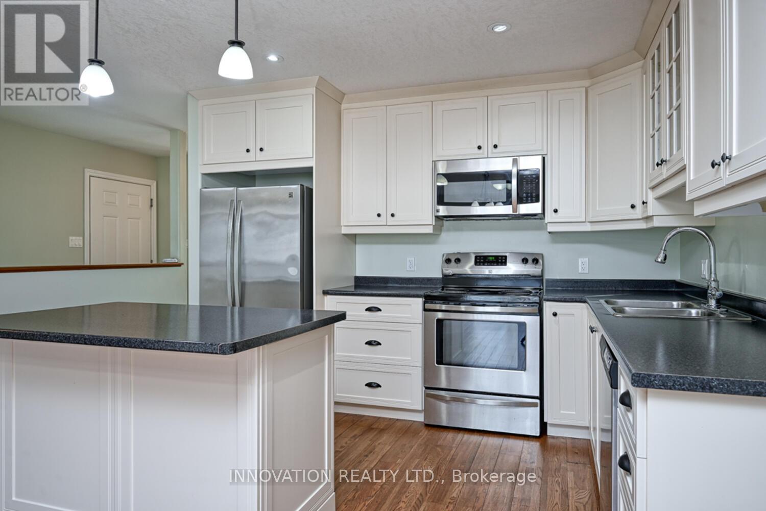28 Code Crescent, Smiths Falls, Ontario  K7A 0A9 - Photo 10 - X12448688