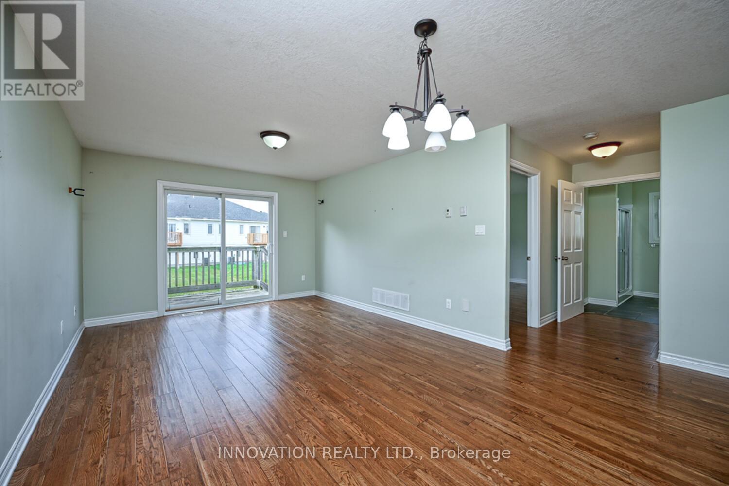 28 Code Crescent, Smiths Falls, Ontario  K7A 0A9 - Photo 5 - X12448688