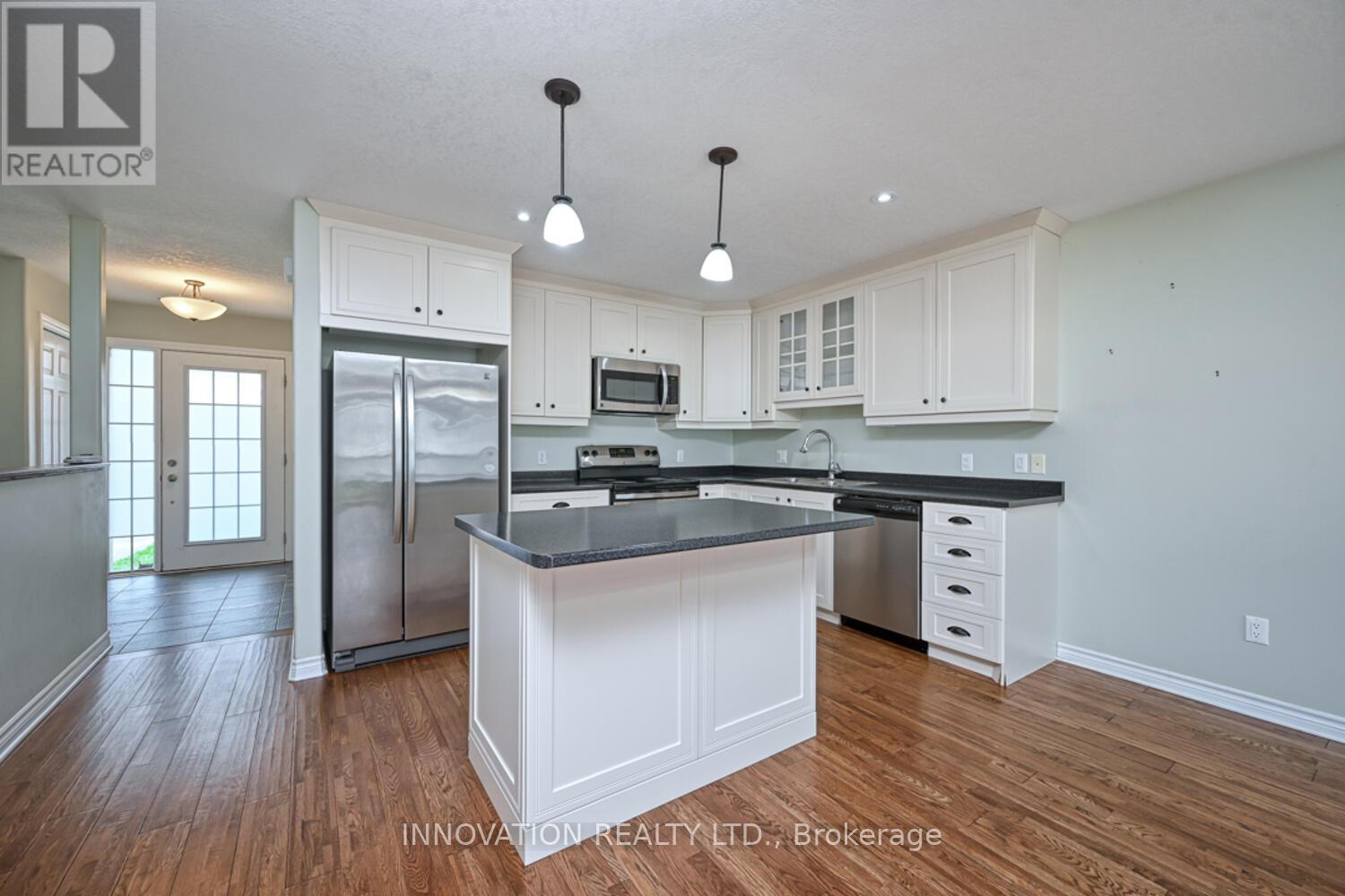 28 Code Crescent, Smiths Falls, Ontario  K7A 0A9 - Photo 7 - X12448688