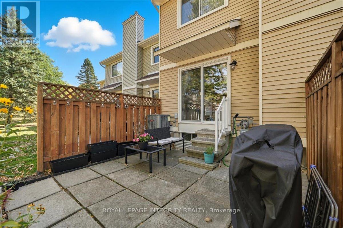 6420 Bilberry Drive, Ottawa, Ontario  K1C 4P3 - Photo 25 - X12448709