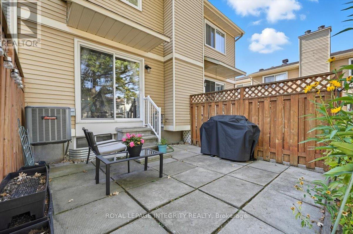 6420 Bilberry Drive, Ottawa, Ontario  K1C 4P3 - Photo 26 - X12448709