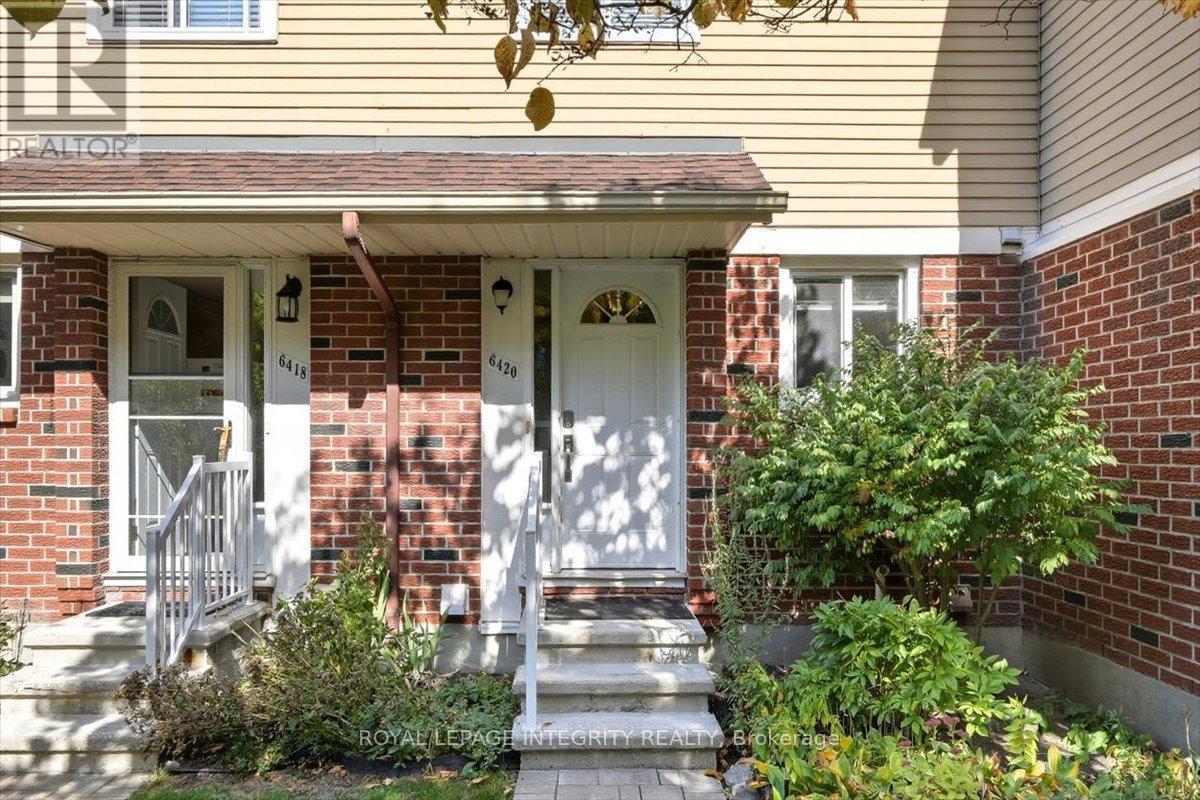 6420 Bilberry Drive, Ottawa, Ontario  K1C 4P3 - Photo 3 - X12448709