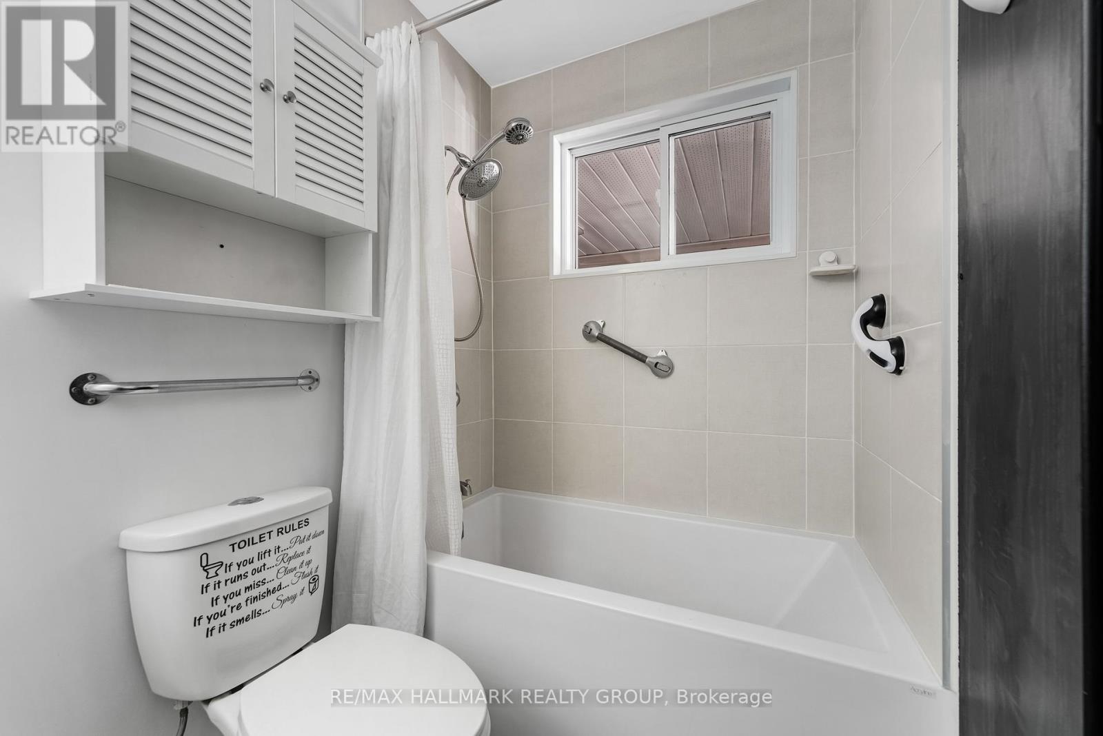 591 Eastvale Drive, Ottawa, Ontario  K1J 6Z4 - Photo 18 - X12448713