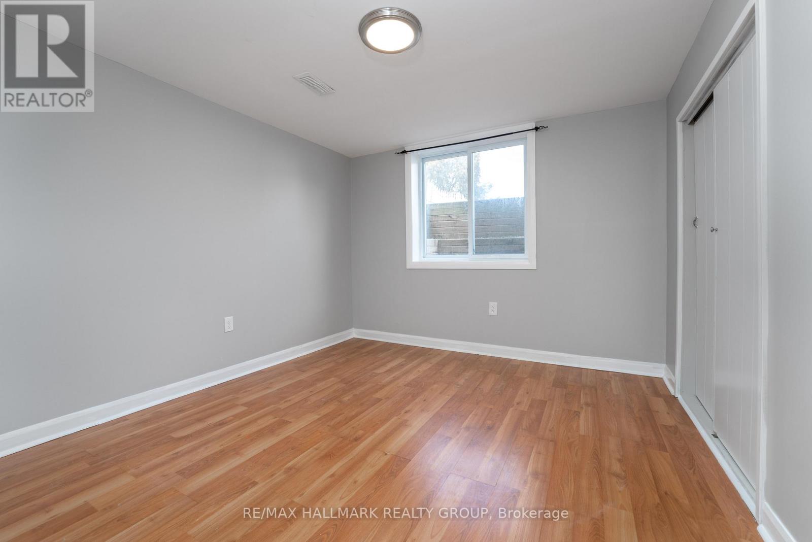 591 Eastvale Drive, Ottawa, Ontario  K1J 6Z4 - Photo 29 - X12448713
