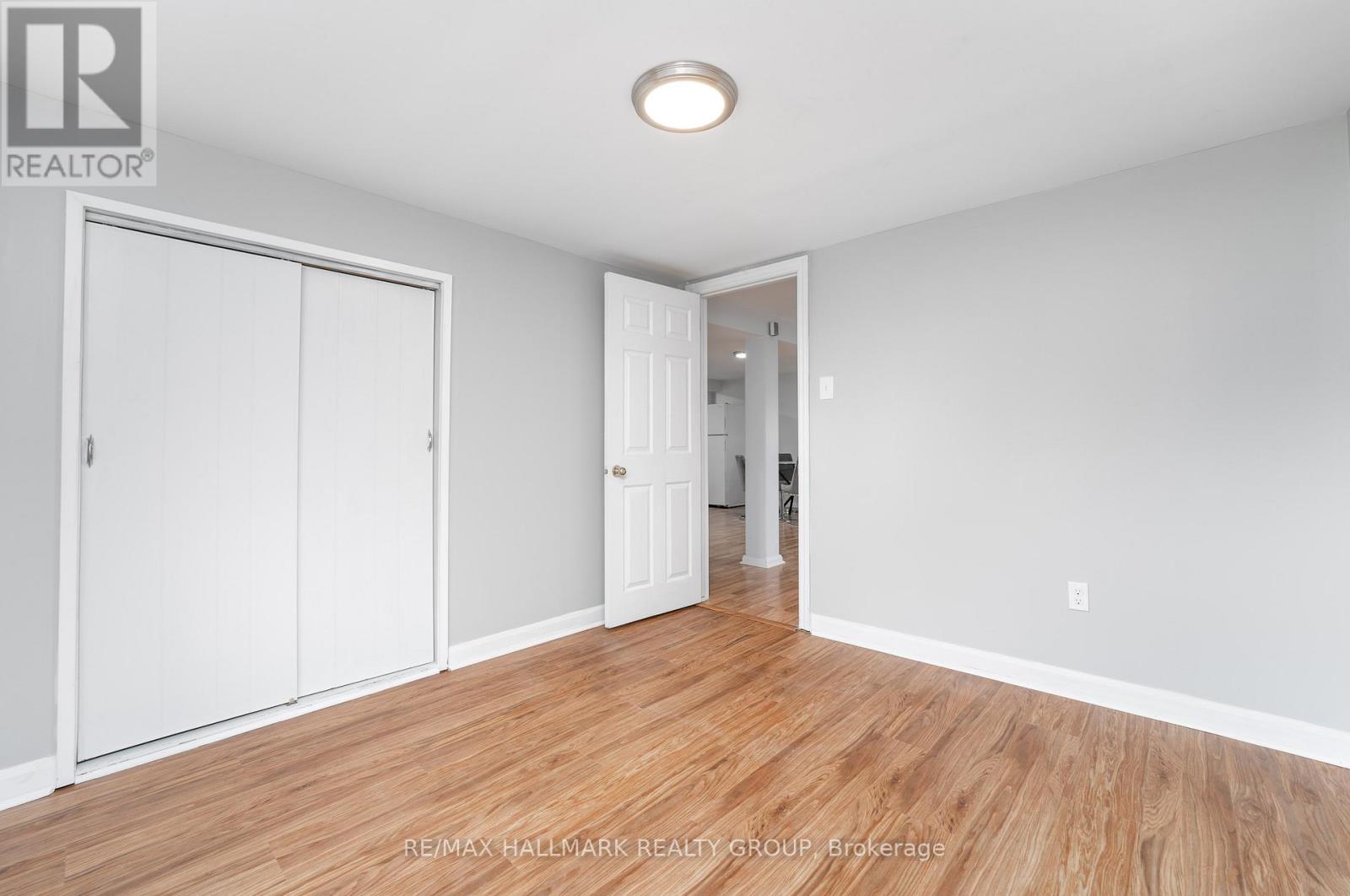 591 Eastvale Drive, Ottawa, Ontario  K1J 6Z4 - Photo 30 - X12448713