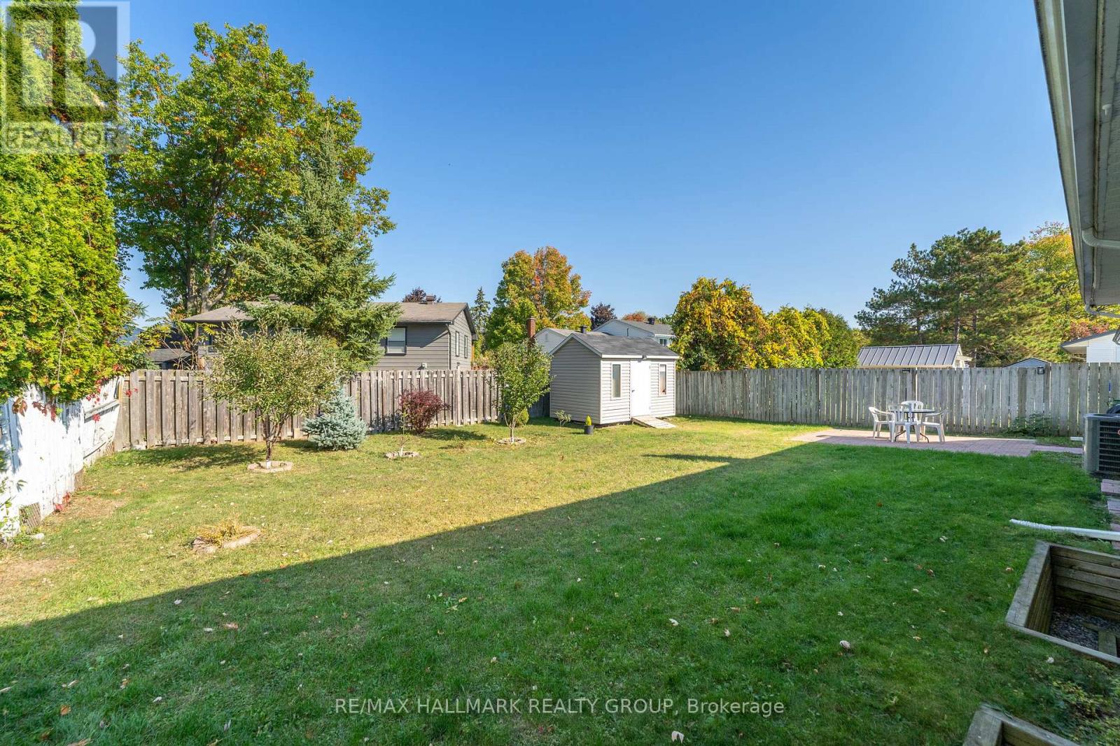 591 Eastvale Drive, Ottawa, Ontario  K1J 6Z4 - Photo 36 - X12448713