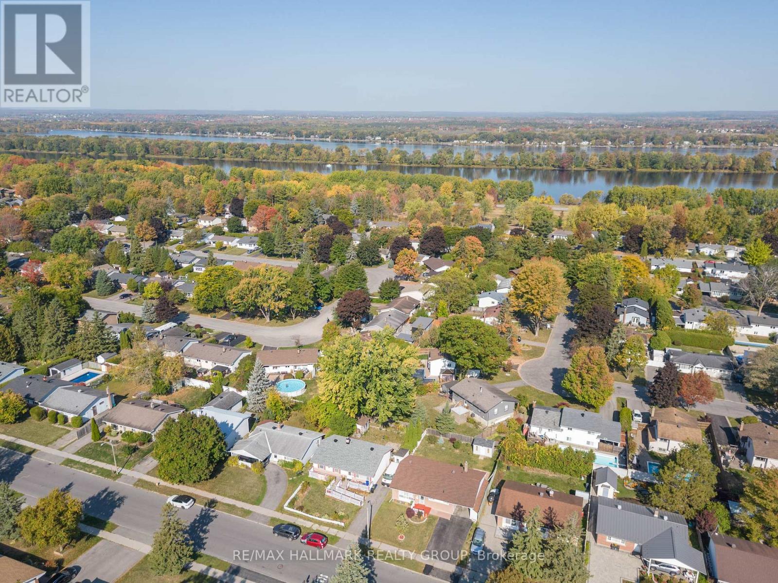 591 Eastvale Drive, Ottawa, Ontario  K1J 6Z4 - Photo 43 - X12448713