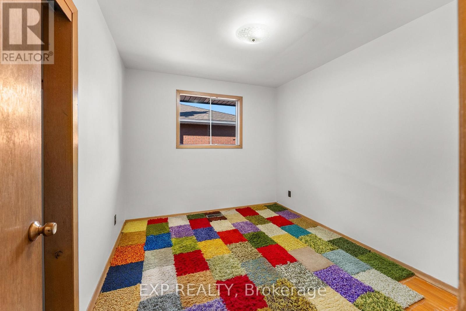 10 Harcove Street, St. Catharines, Ontario  L2N 1W8 - Photo 17 - X12448681