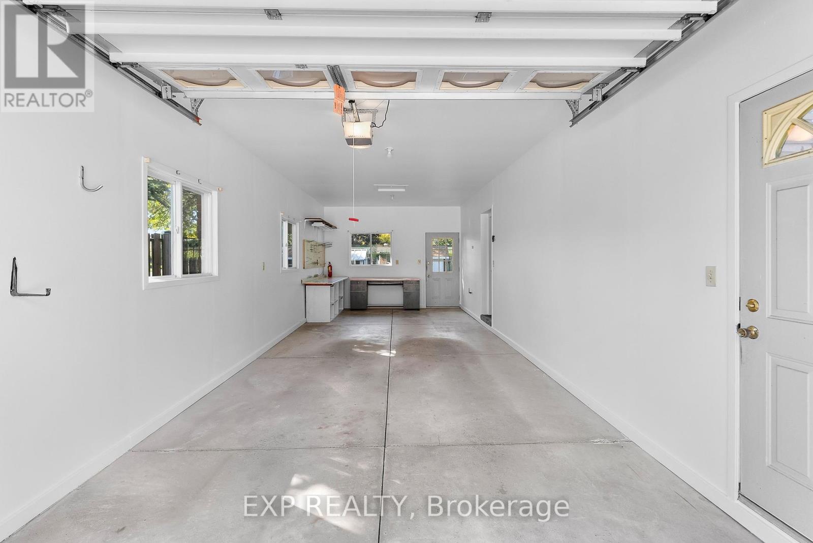 10 Harcove Street, St. Catharines, Ontario  L2N 1W8 - Photo 31 - X12448681