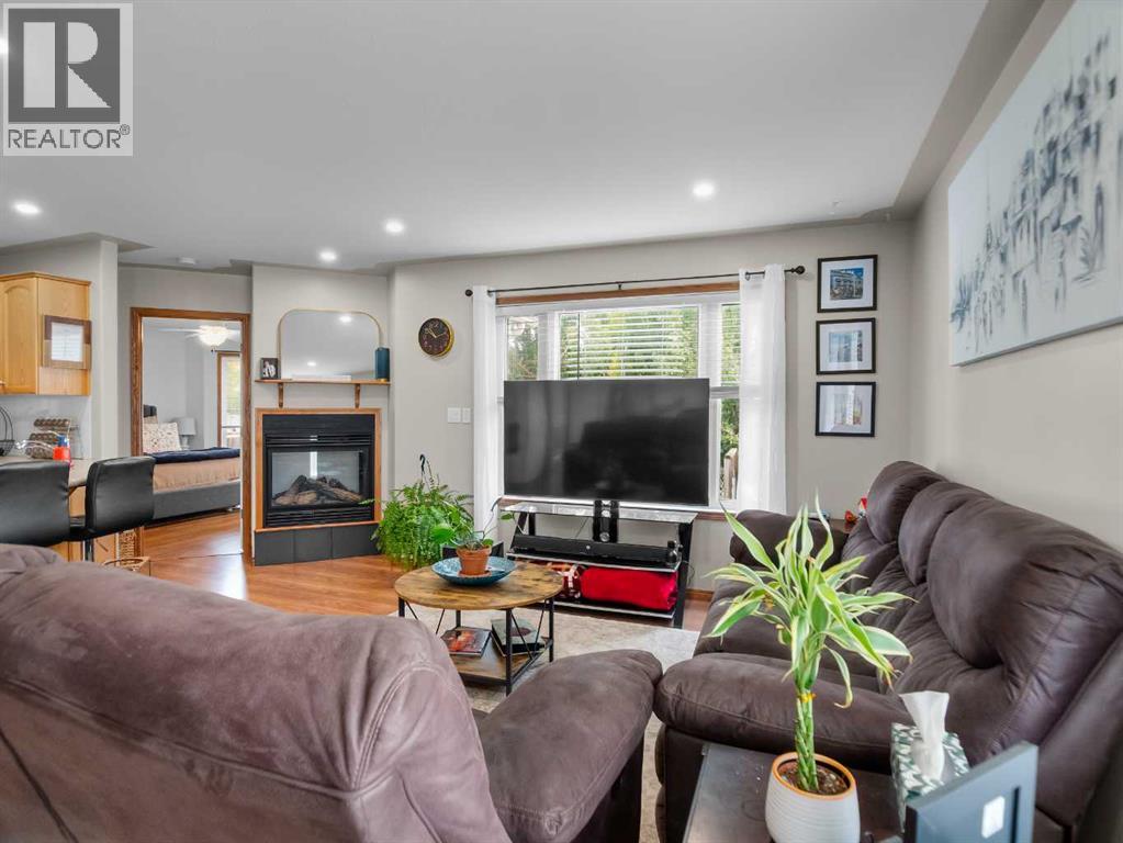 67 Plumtree Crescent, Blackfalds, Alberta  T4M 0E1 - Photo 13 - A2262728