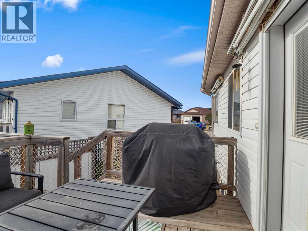 67 Plumtree Crescent, Blackfalds, Alberta  T4M 0E1 - Photo 41 - A2262728