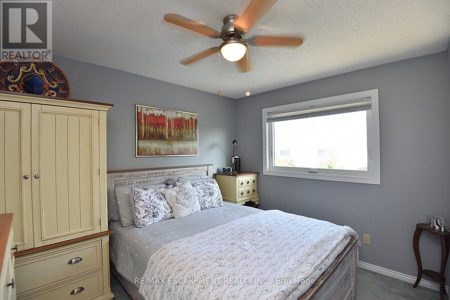 11 Jacqueline Boulevard, Hamilton, Ontario  L9B 2R1 - Photo 31 - X12448641