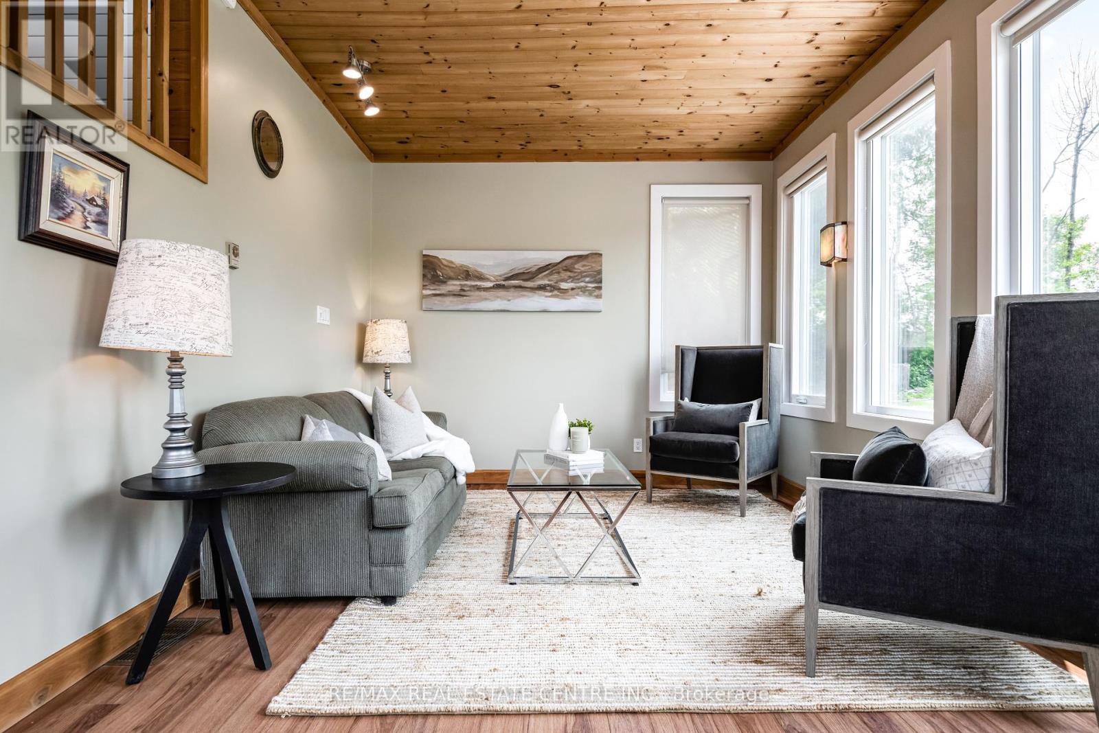 188 Lakeshore Road E, Blue Mountains, Ontario  L9Y 0M9 - Photo 21 - X12448654