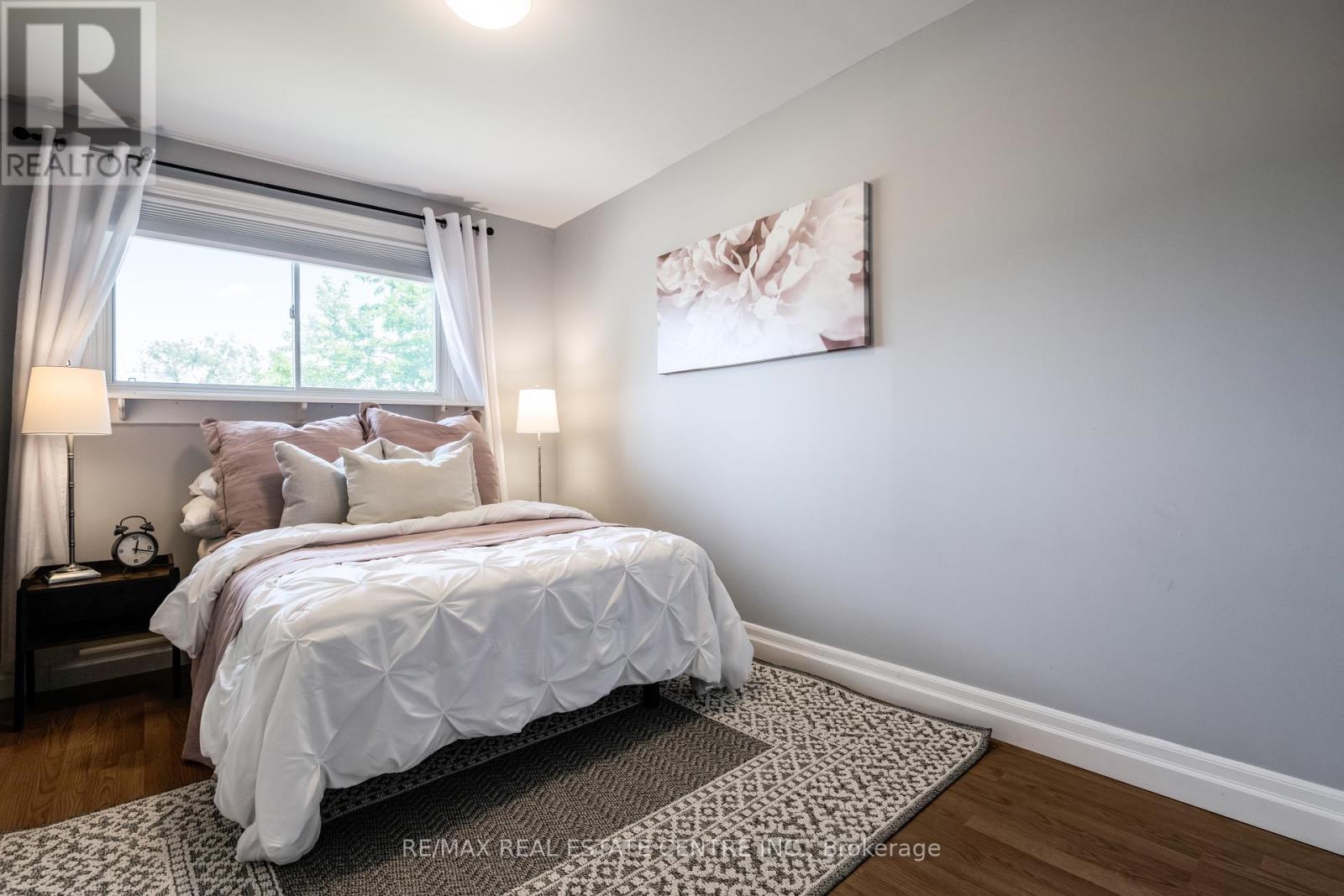 188 Lakeshore Road E, Blue Mountains, Ontario  L9Y 0M9 - Photo 22 - X12448654