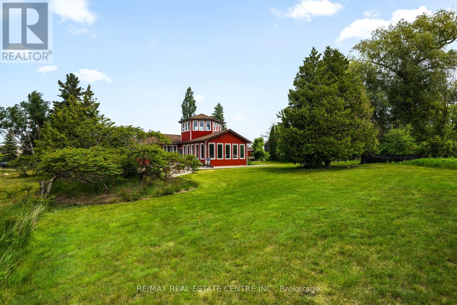 188 Lakeshore Road E, Blue Mountains, Ontario  L9Y 0M9 - Photo 41 - X12448654
