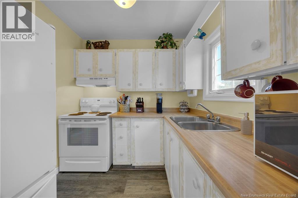 146 Woodhaven Drive, Saint John, New Brunswick  E2K 4N6 - Photo 11 - NB128088