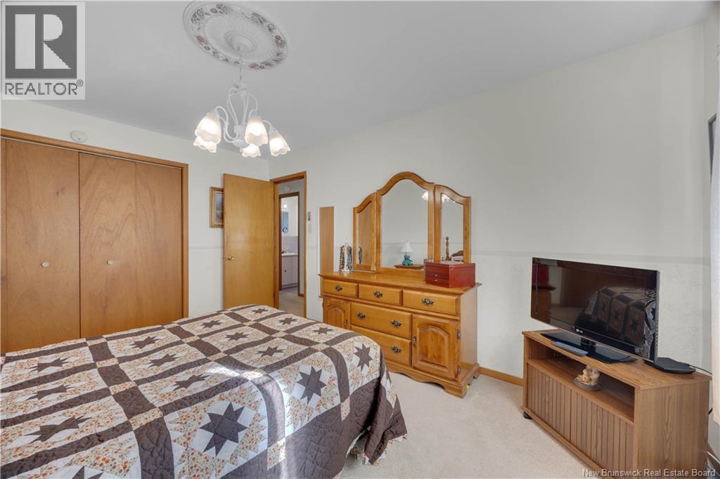 146 Woodhaven Drive, Saint John, New Brunswick  E2K 4N6 - Photo 20 - NB128088